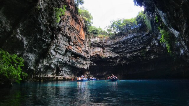 The Lake Cavern of Melissani is a unique geological phenomenon located 2km northwest of the port Sami